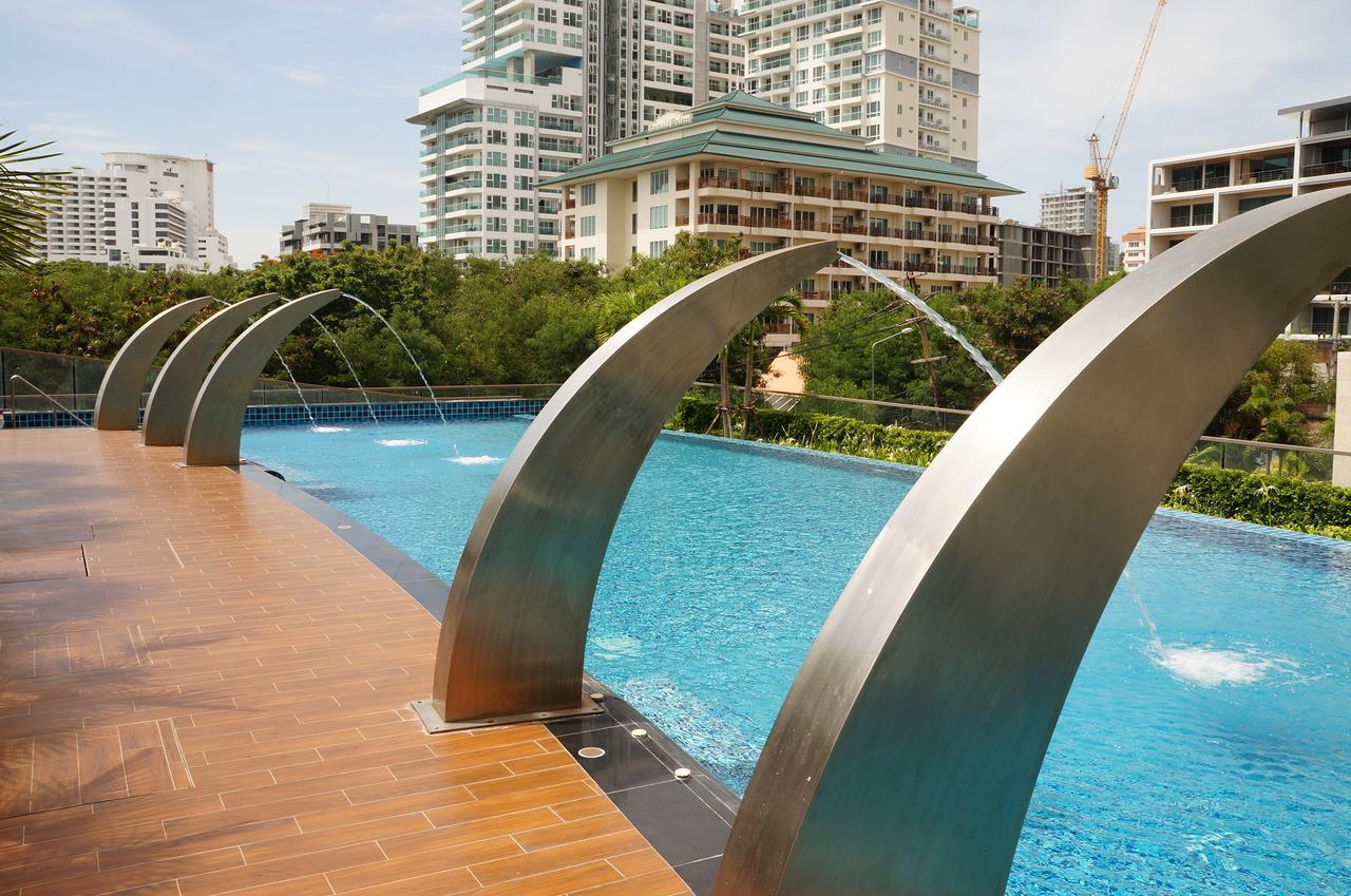 Stylish Studio In Peak Towers Pattaya Exterior photo