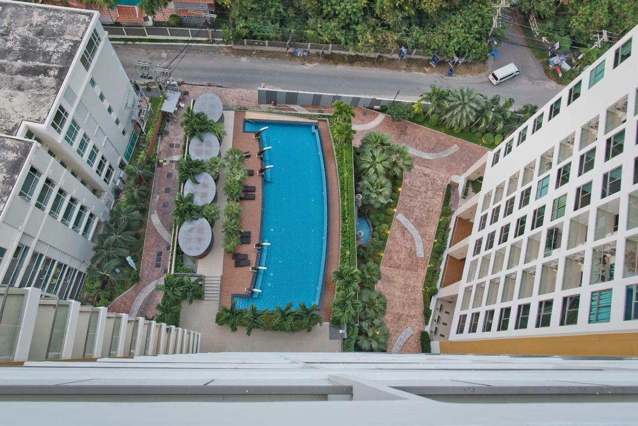 Stylish Studio In Peak Towers Pattaya Exterior photo